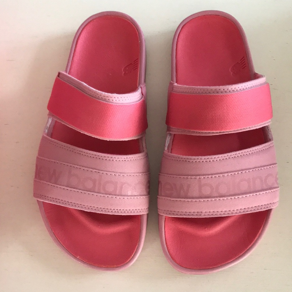 New balance convertible slides 202v2